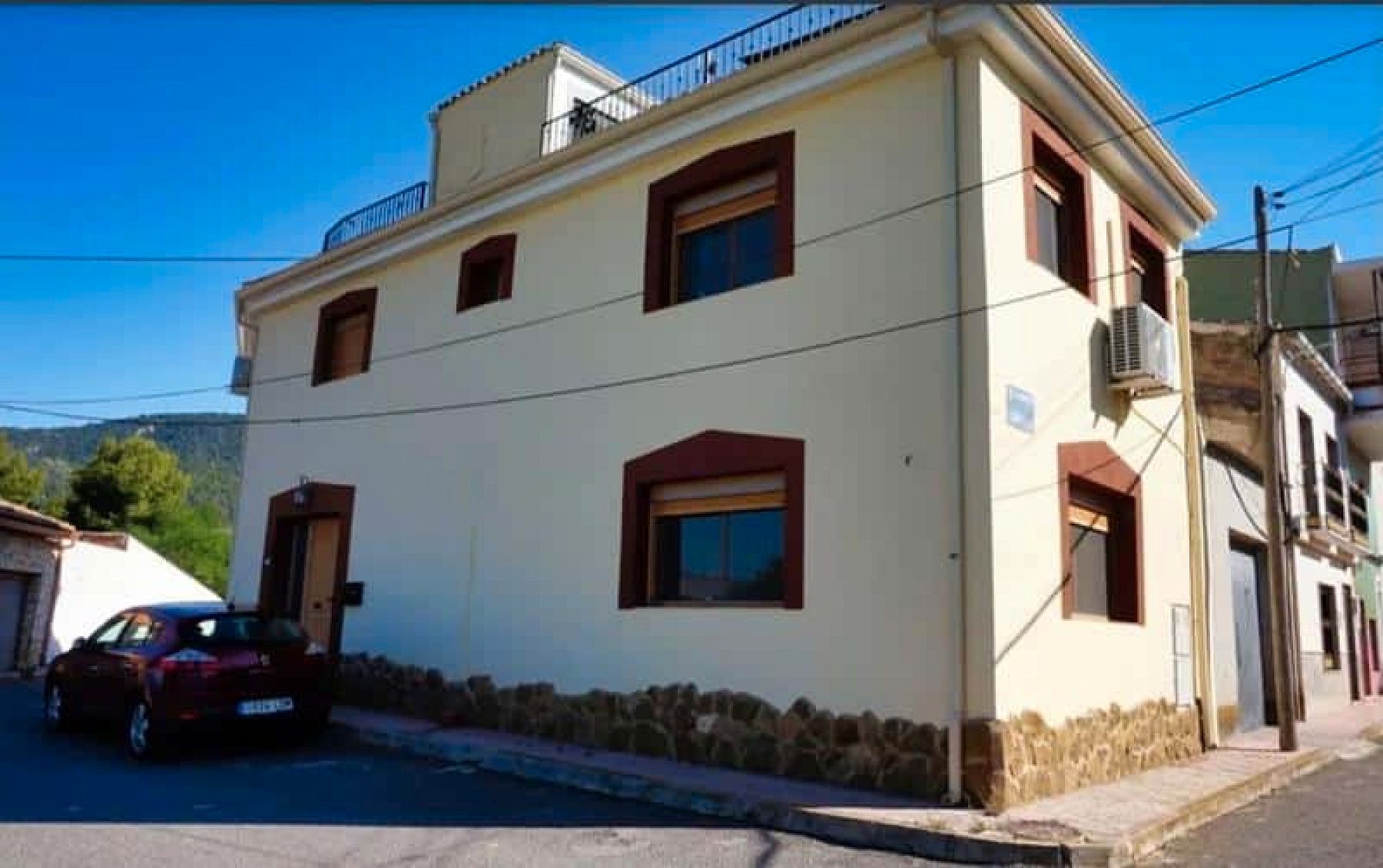 Vista exterior de Casa adosada en venta en Monóvar  / Monòver con Aire acondicionado, Terraza y Horno