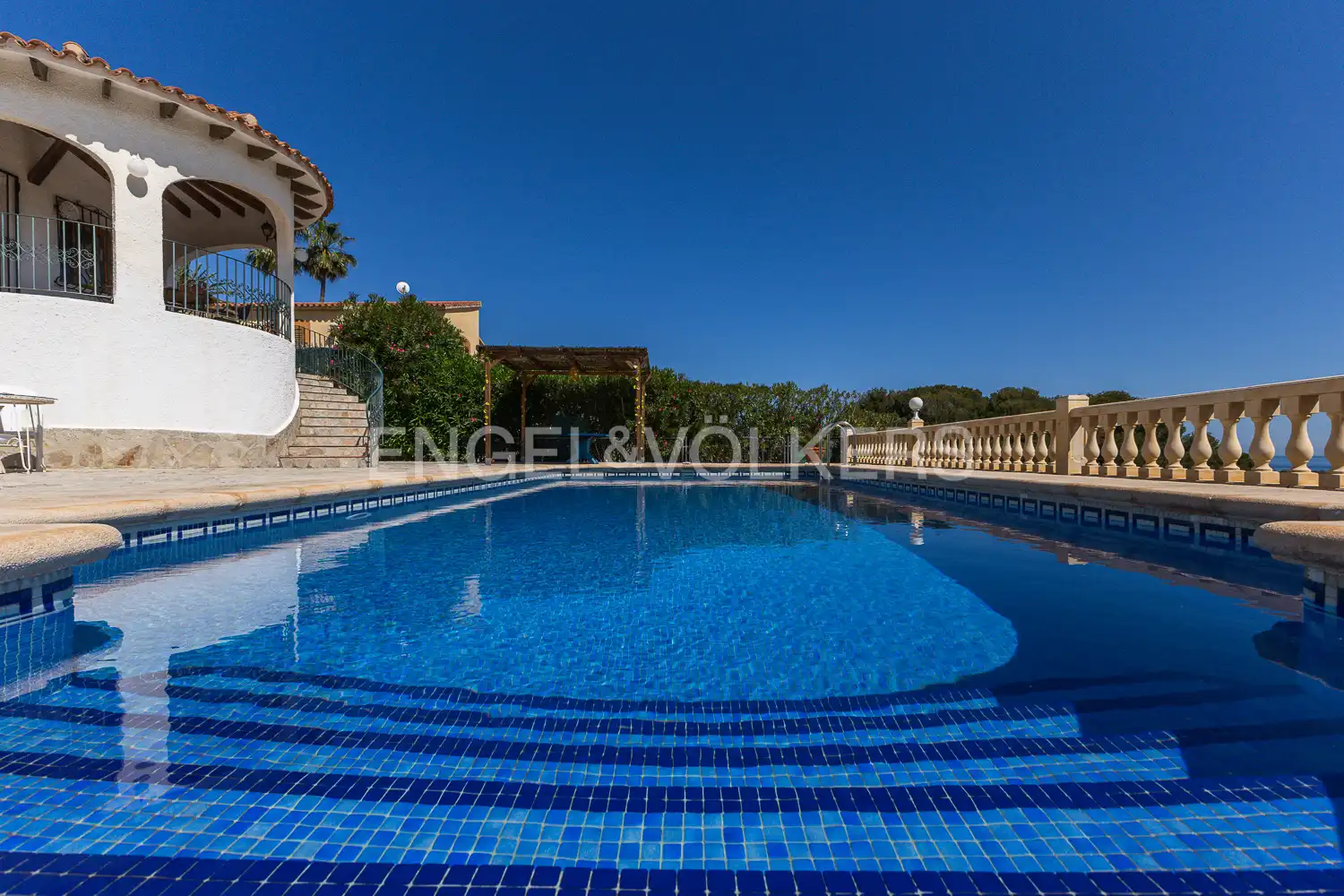 Swimming pool of Houses for sale in Dénia  with Air Conditioner, Heating and Private garden