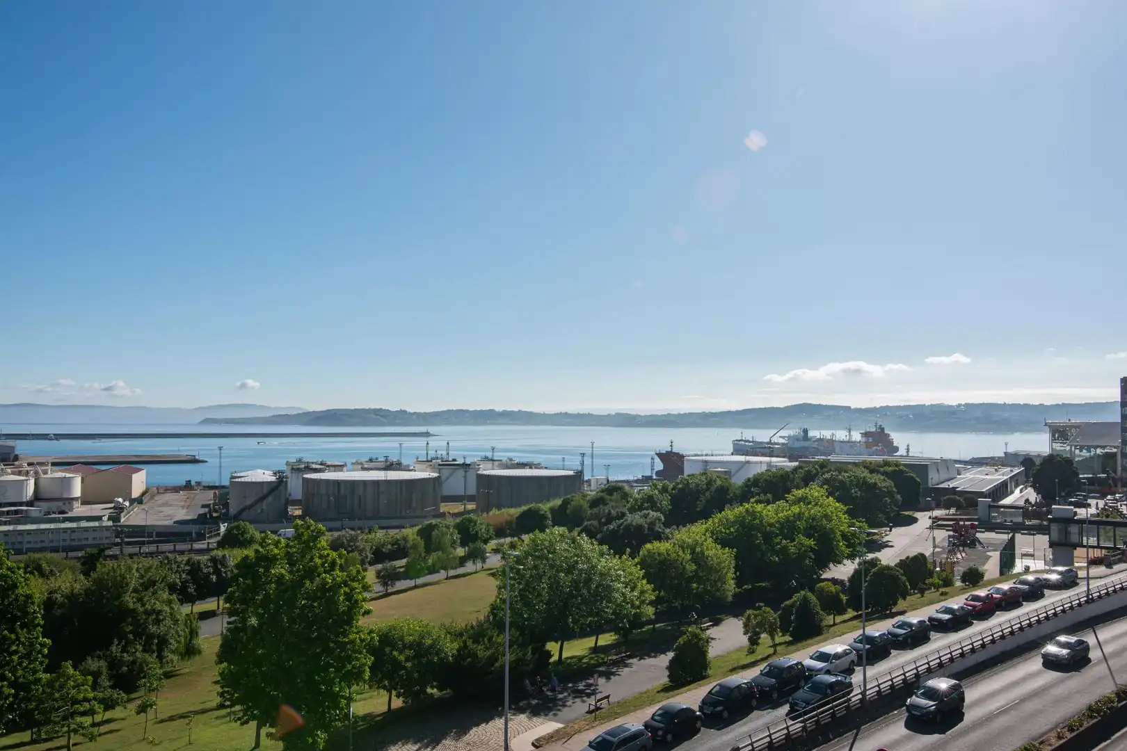 Vista exterior de Ático en venta en A Coruña Capital  con Calefacción y Terraza