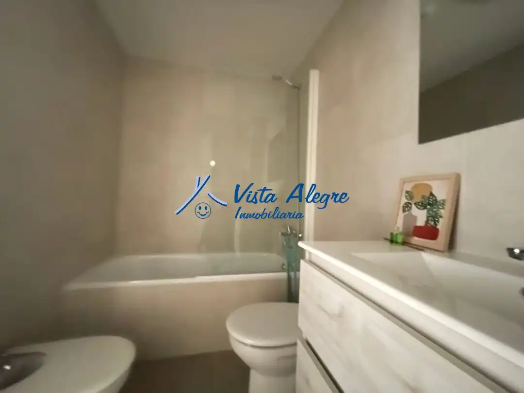 Piso en venta en Calle Lucrecia Arana, 8, Haro