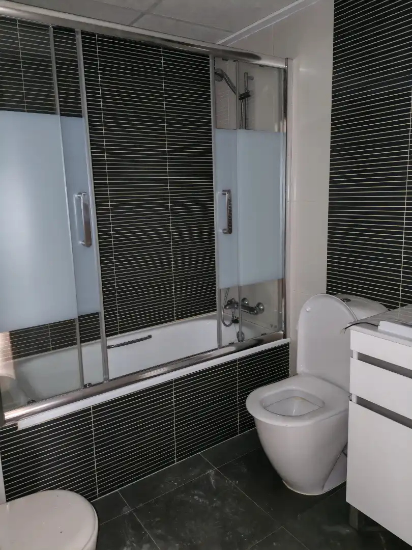 Bathroom of Attic for sale in Elche / Elx  with Air Conditioner, Parquet flooring and Terrace