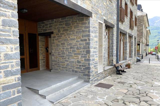 Local comercial en Venta en FRANCIA en Sallent de Gállego