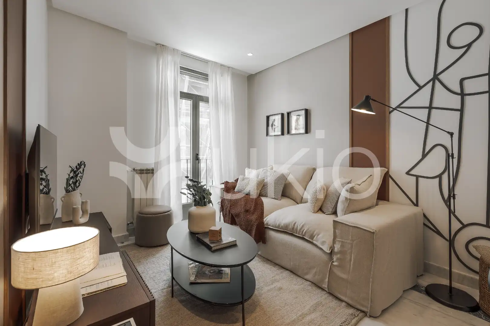 Sala de estar de Apartamento de alquiler en Madrid con Aire acondicionado, Calefacción y Amueblado