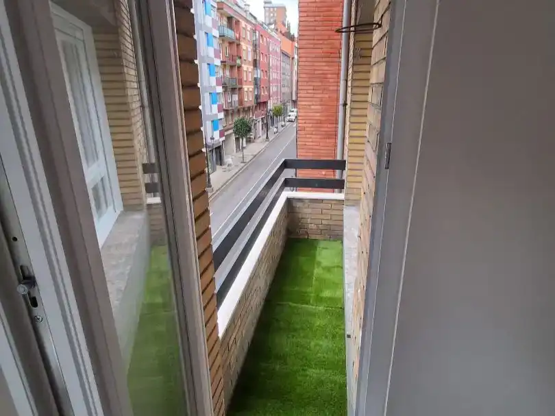 Terrassa de Pis en venda en Oviedo 