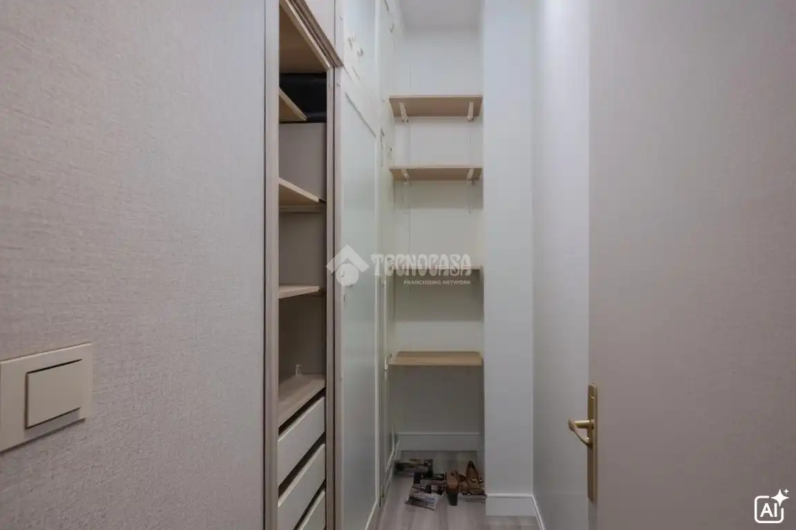 Habitación de Piso en venta en Madrid