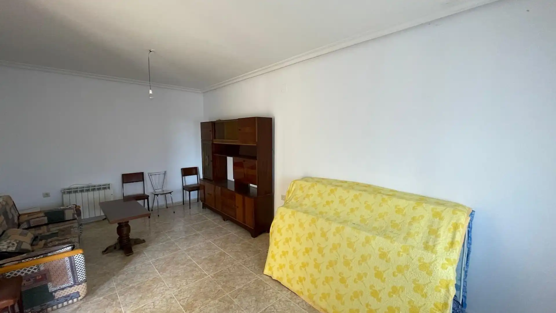 Living room of Single-family semi-detached for sale in Santa Marta de Magasca  with Heating, Private garden and Terrace