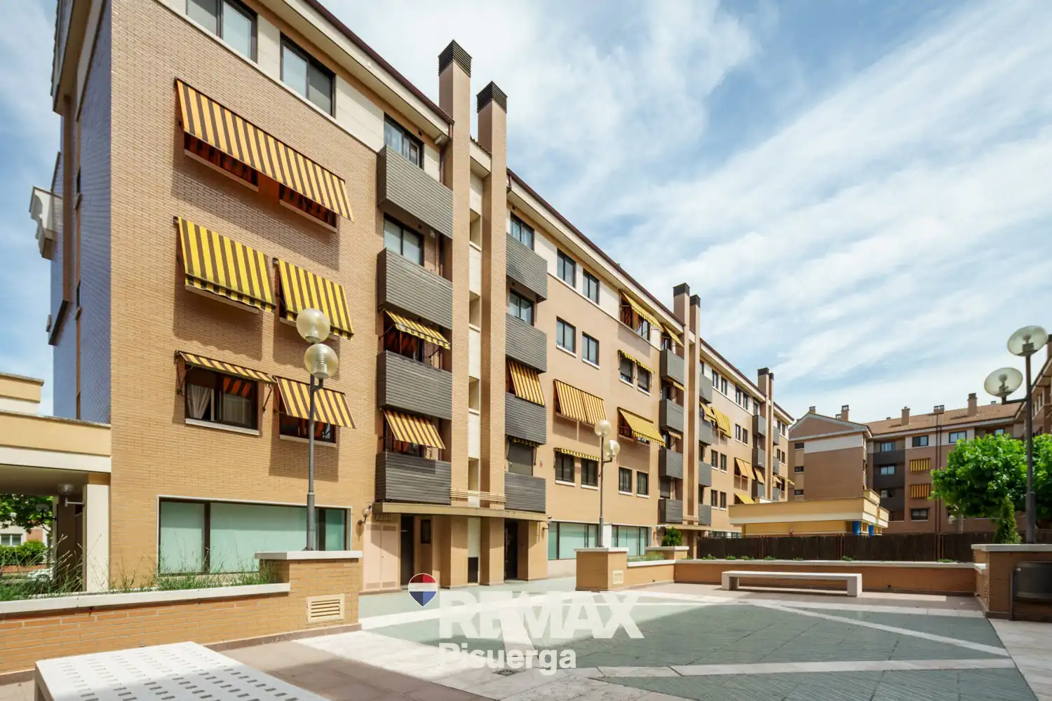 Vista exterior de Piso en venta en Valladolid con Aire acondicionado, Calefacción y Jardín privado