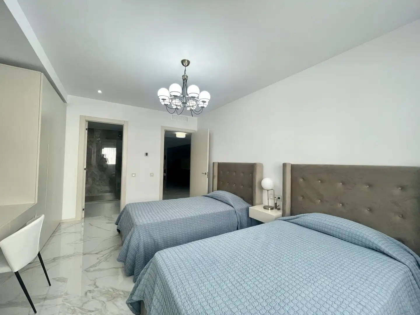Apartament amb terrassa en venda a Conjunto Benabolá 7, imagen 30
