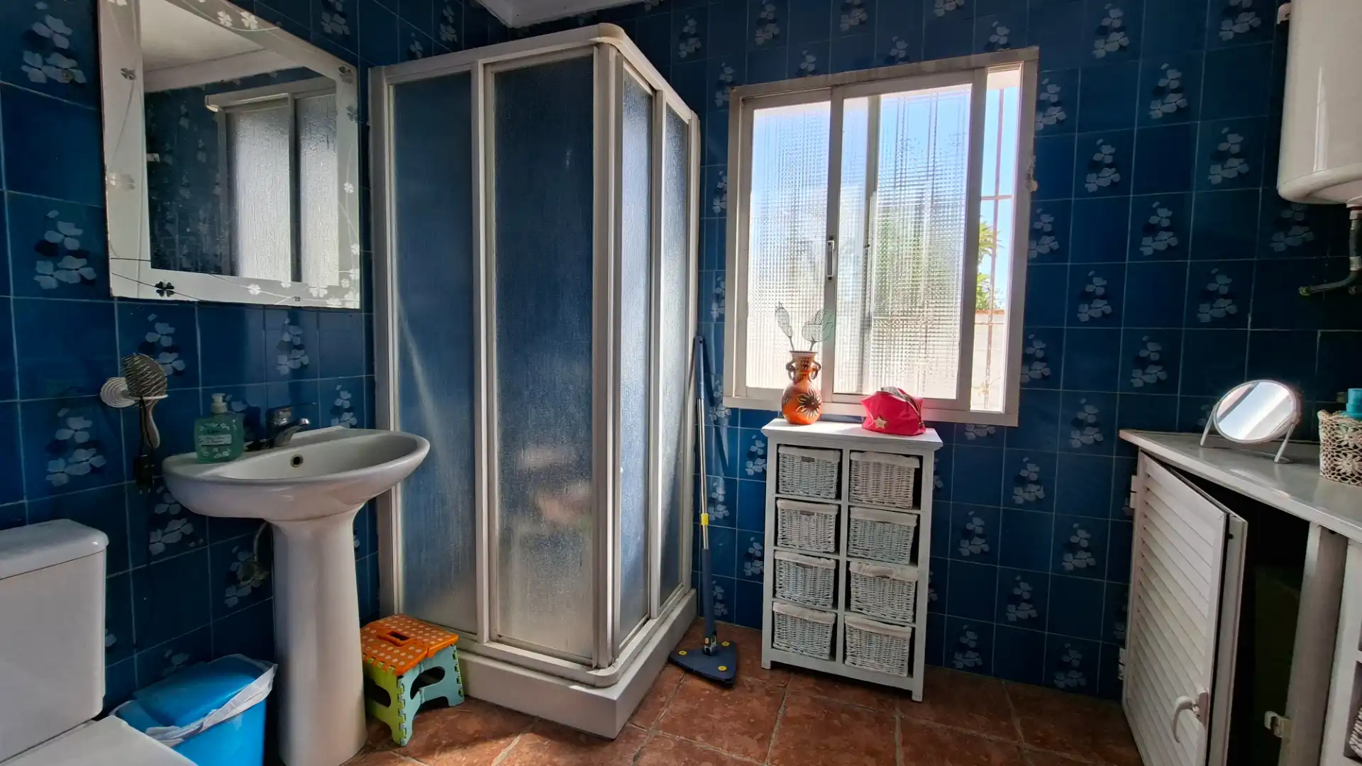 Bany de Casa o xalet en venda en Chiclana de la Frontera amb Jardí privat, Terrassa i Traster