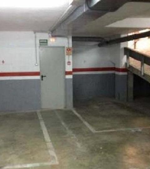 Foto 2 de Garaje en venta en Can Clos - Pinetons, Ripollet