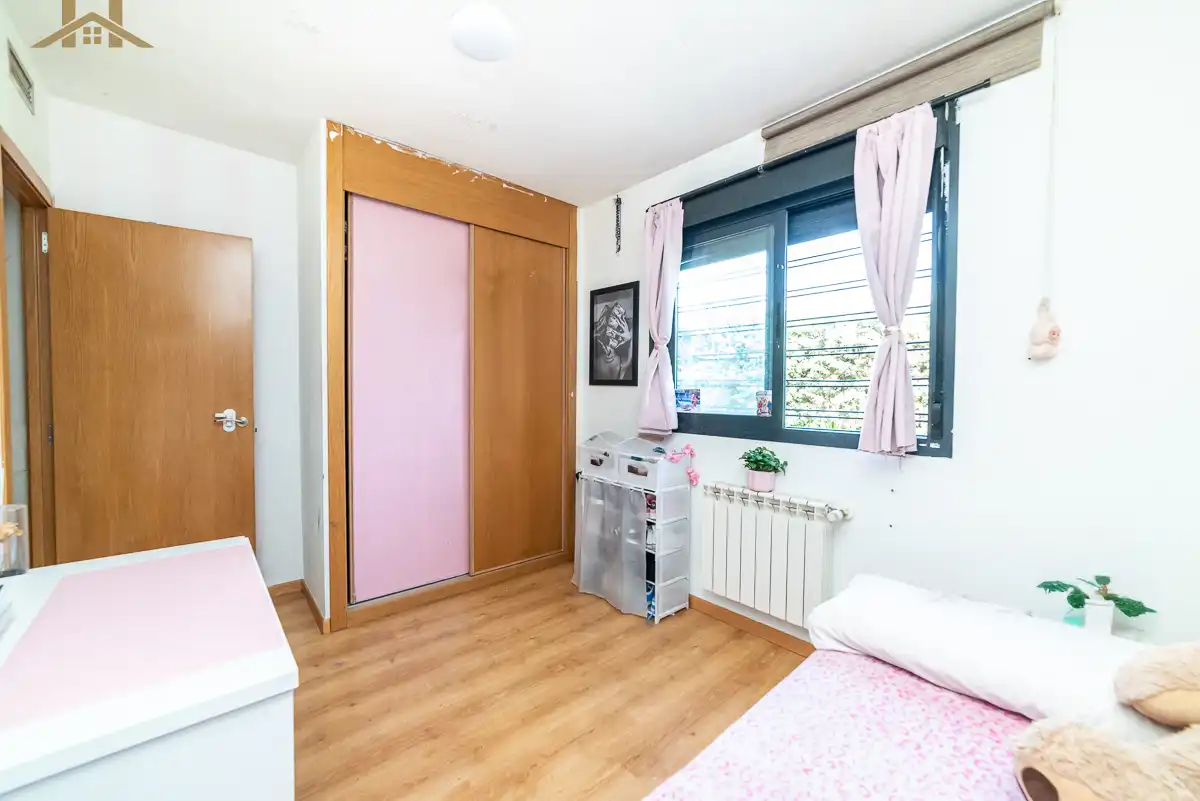 Bedroom of Ground floor for sale in Navalcarnero  with Heating, Private garden and Parquet flooring