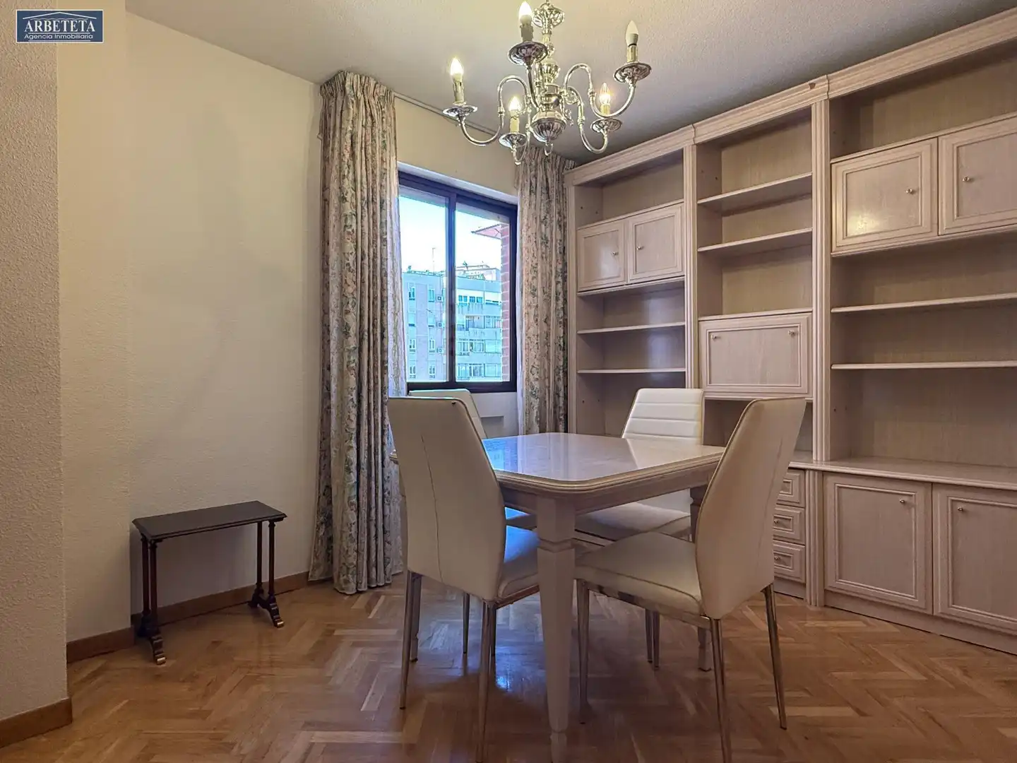 Esszimmer von Wohnung zur Miete in Guadalajara mit Parkett