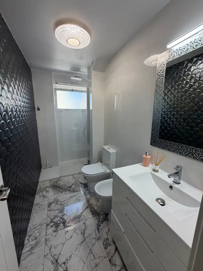 Piso en venta en Carrer Victoria Kent, imagen 8