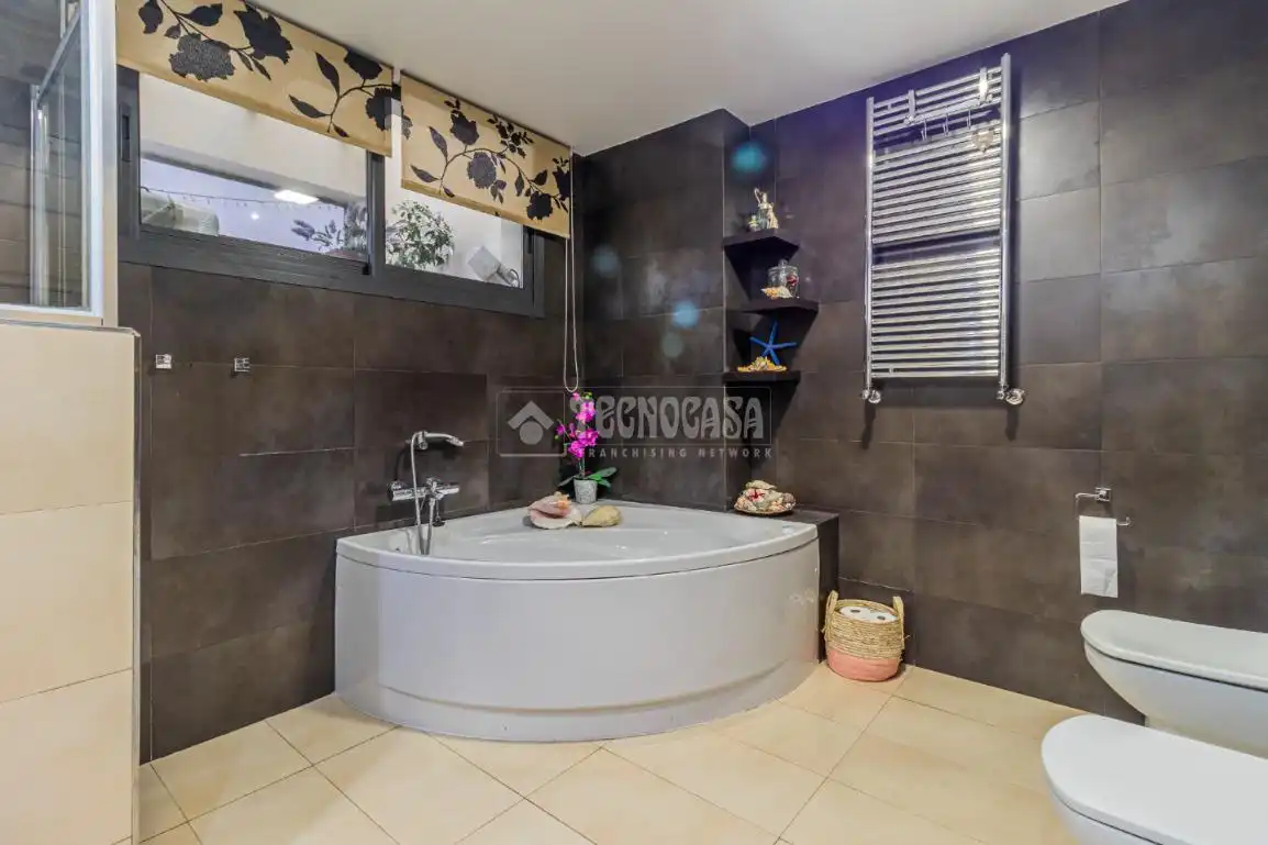 Flat with lift for sale in Centre - Estació, imagen 39
