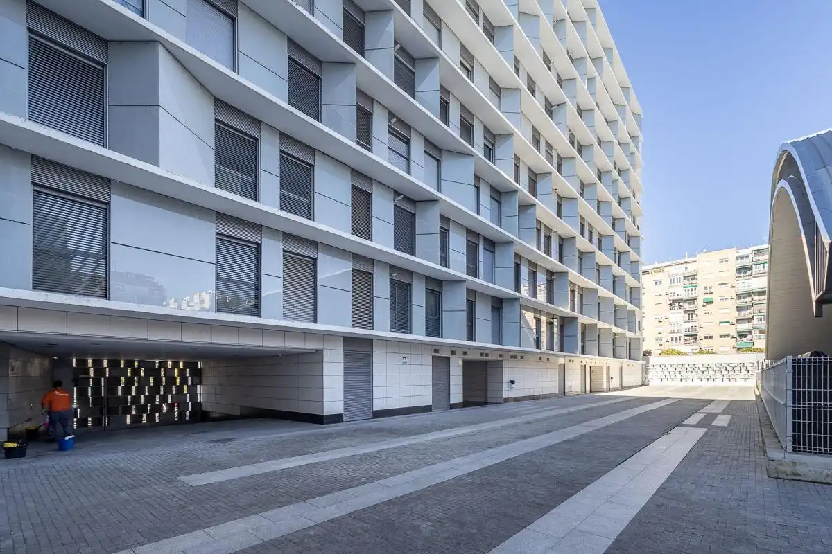 Vista exterior de Piso en venta en Granada con Aire acondicionado y Calefacción