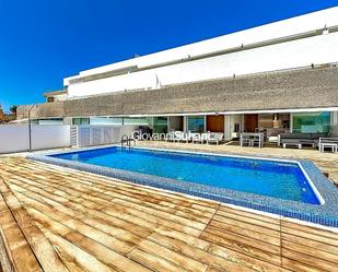 Piscina de Apartament en venda en Adeje amb Aire condicionat, Terrassa i Balcó
