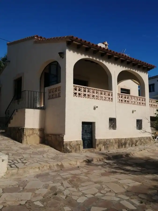 Vista exterior de Casa o chalet en venta en Calpe / Calp con Jardín privado, Terraza y Amueblado