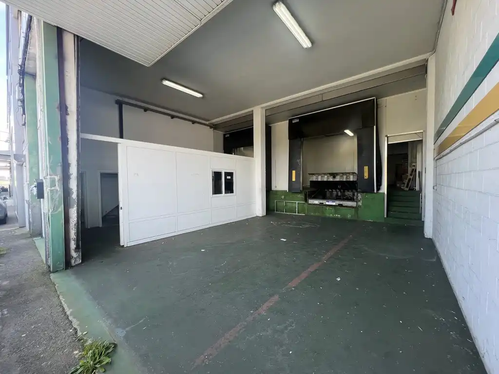 Nau industrial de lloguer a Rúa Severo Ochoa 36