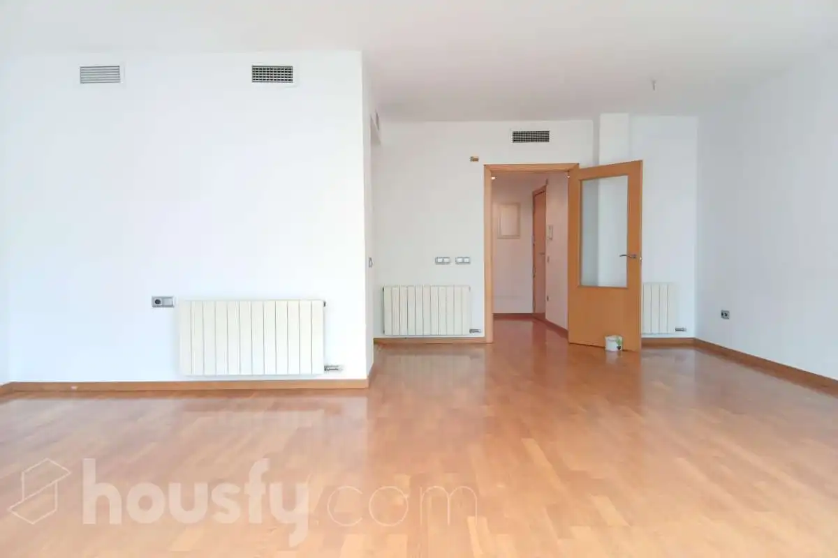 Living room of Flat for rent in Barcelona  with Air Conditioner, Heating and Parquet flooring