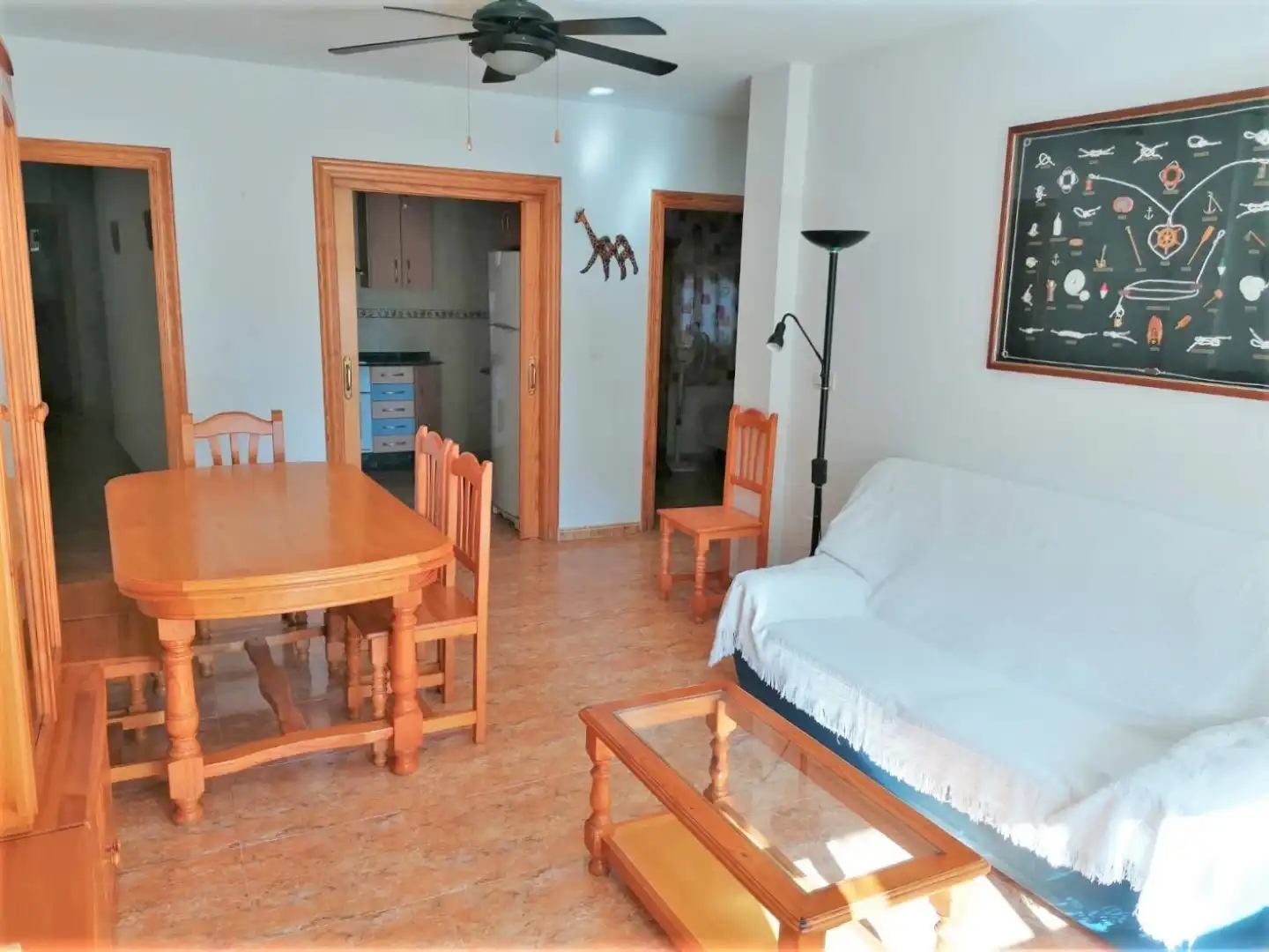 Sala de estar de Piso en venta en Águilas con Aire acondicionado, Calefacción y Amueblado