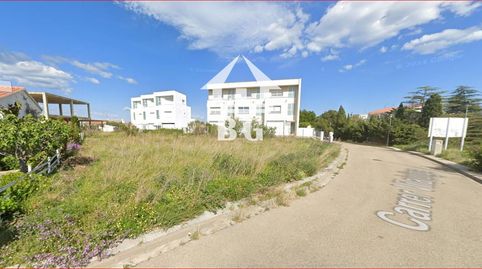 En venta parcela urbana edificable en Llança  Els Estanys !!