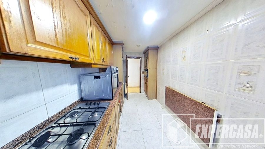 Kitchen of Flat for sale in  Valencia Capital  with Air Conditioner