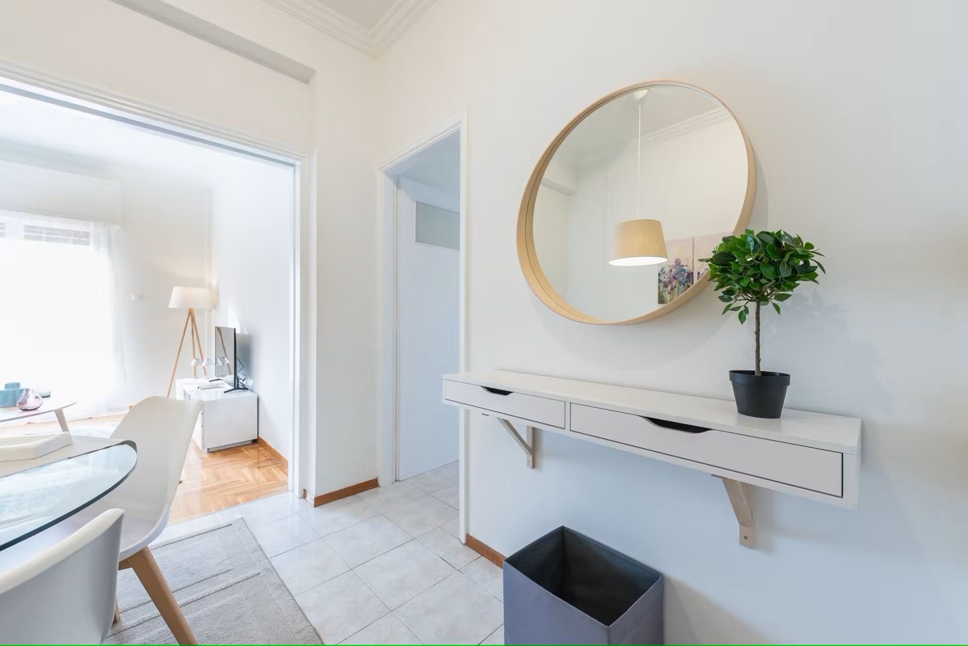 Flat to rent in  Valencia Capital  with Air Conditioner, Furnished and TV