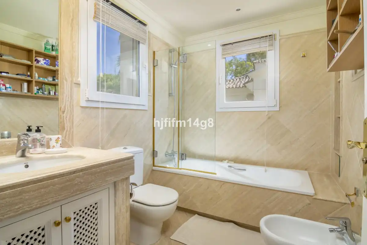 Ático con piscina en venta en Nueva Andalucía, imagen 11