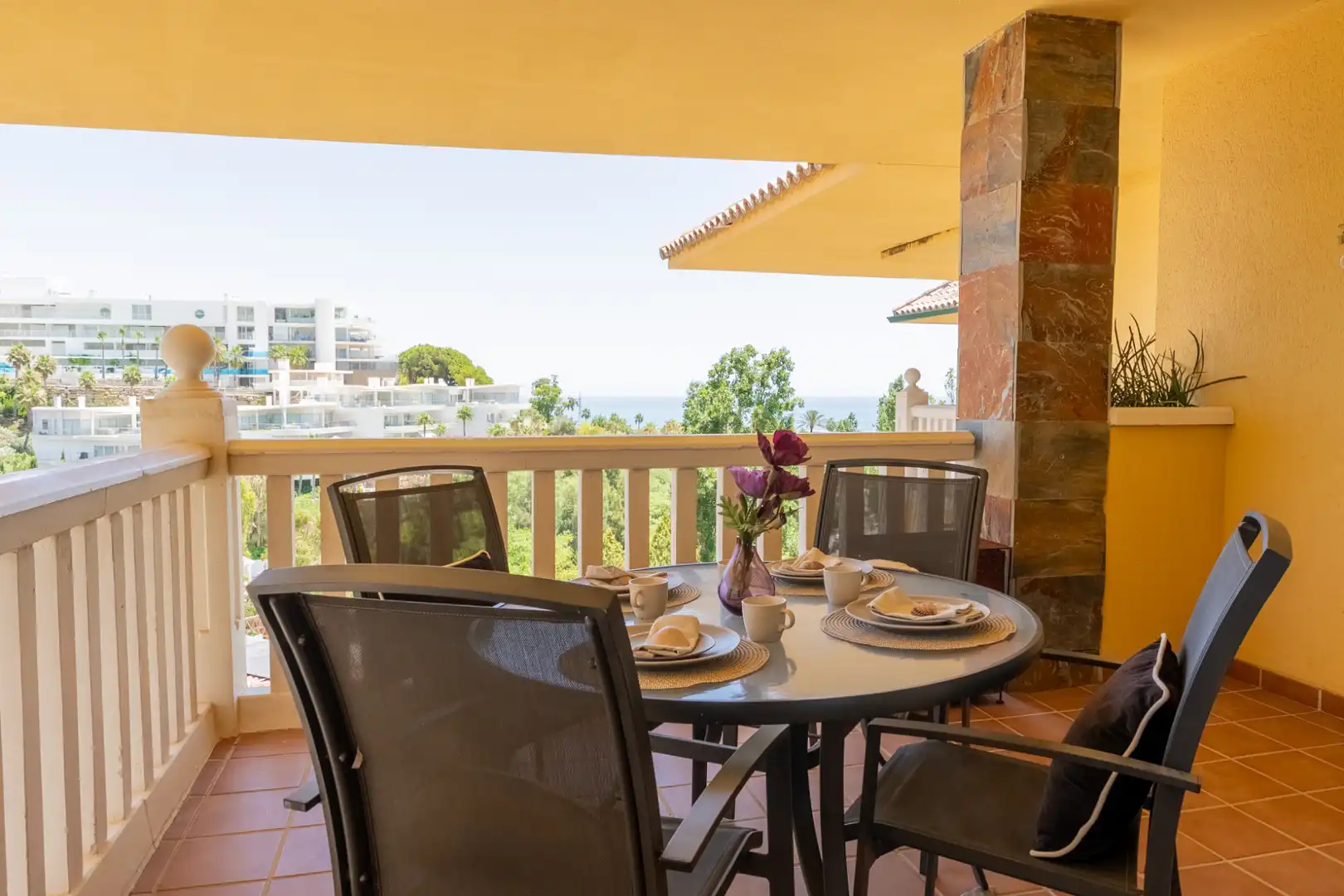 Terrassa de Pis en venda en Fuengirola amb Aire condicionat, Calefacció i Jardí privat