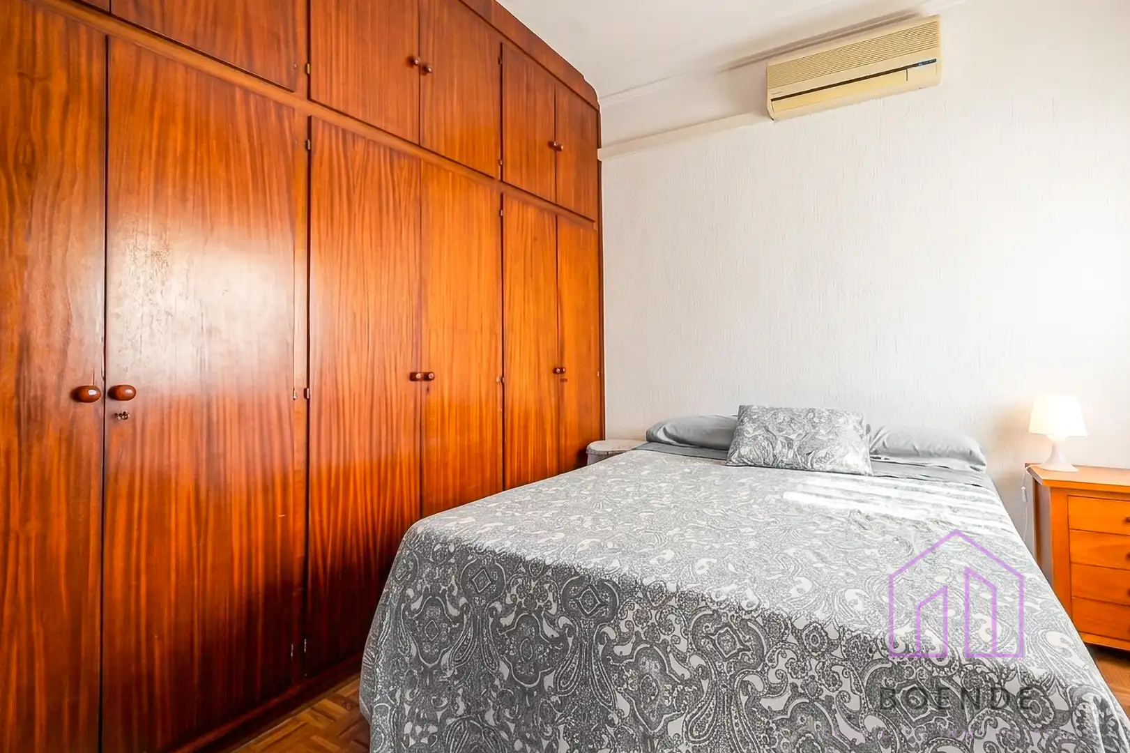 Bedroom of Flat for sale in Madrid  with Air Conditioner, Heating and Parquet flooring