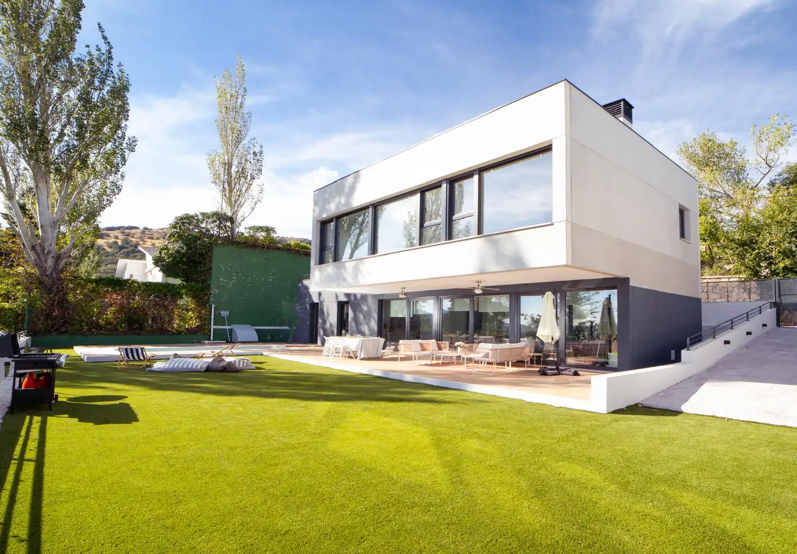 Casa amb terrassa en venda a Calle de Restituto Moreno, imagen 3