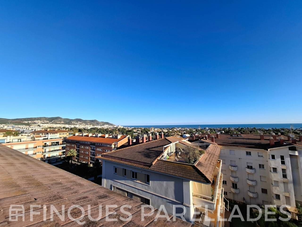 Vista exterior de Àtic en venda en Sitges amb Calefacció, Terrassa i Traster