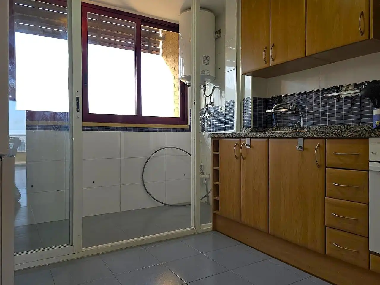 Flat for rent in Calle Presidente Adolfo Suárez, Via Parque