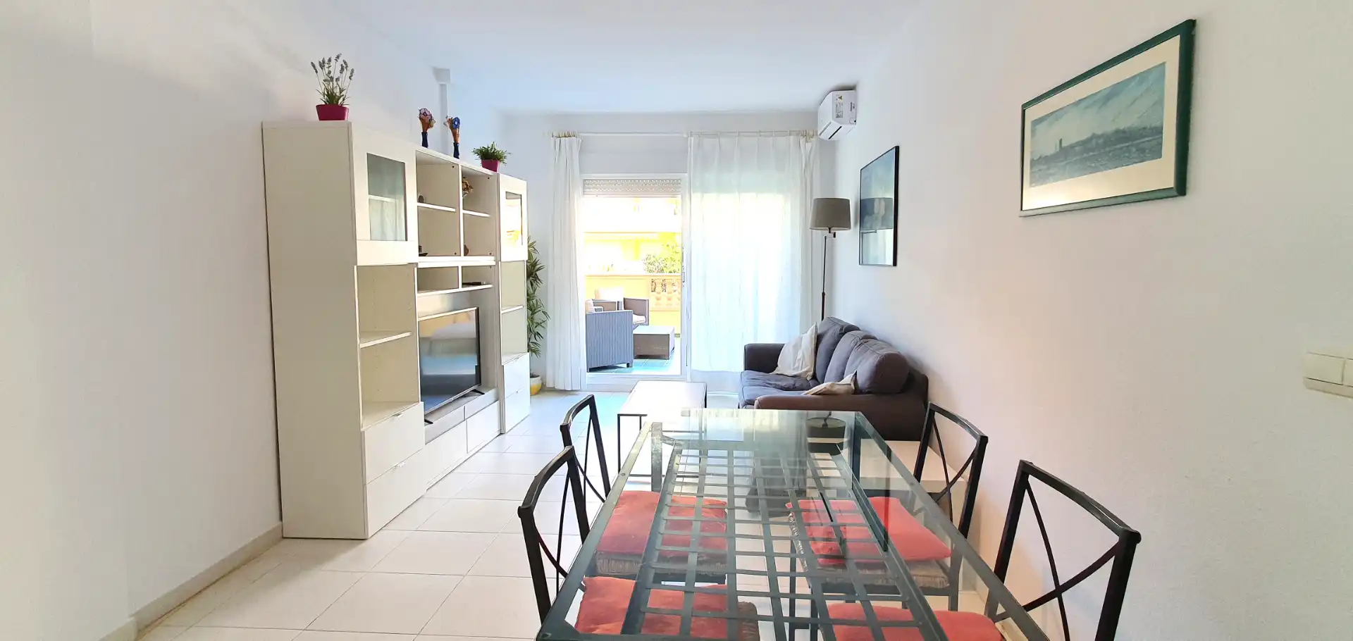 Sala de estar de Apartamento de alquiler en Dénia con Aire acondicionado, Calefacción y Terraza