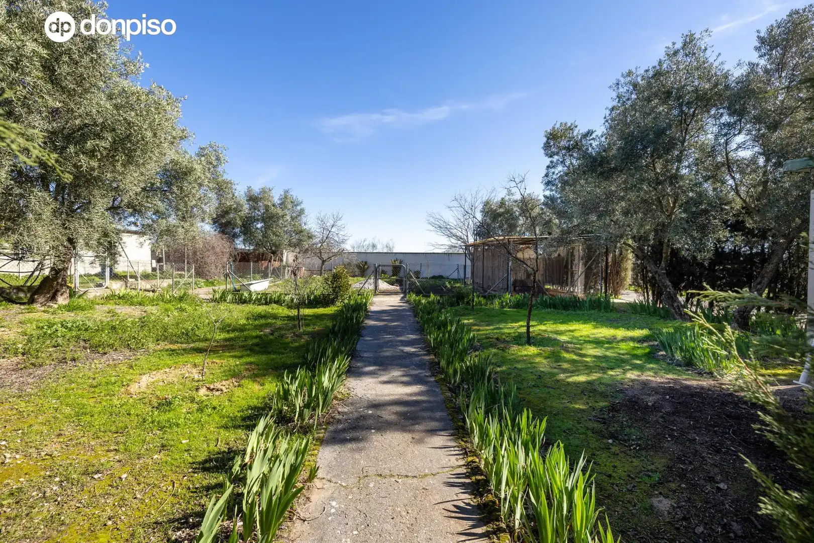 Casa o chalet en venta en Atarfe con Calefacción, Jardín privado y Terraza