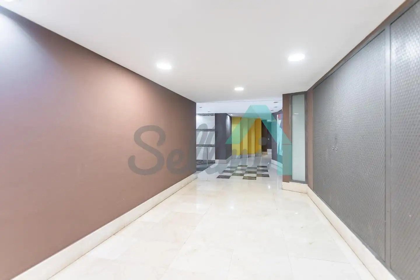 Flat for rent in Calle Luis Braille, Milán - Pumarín