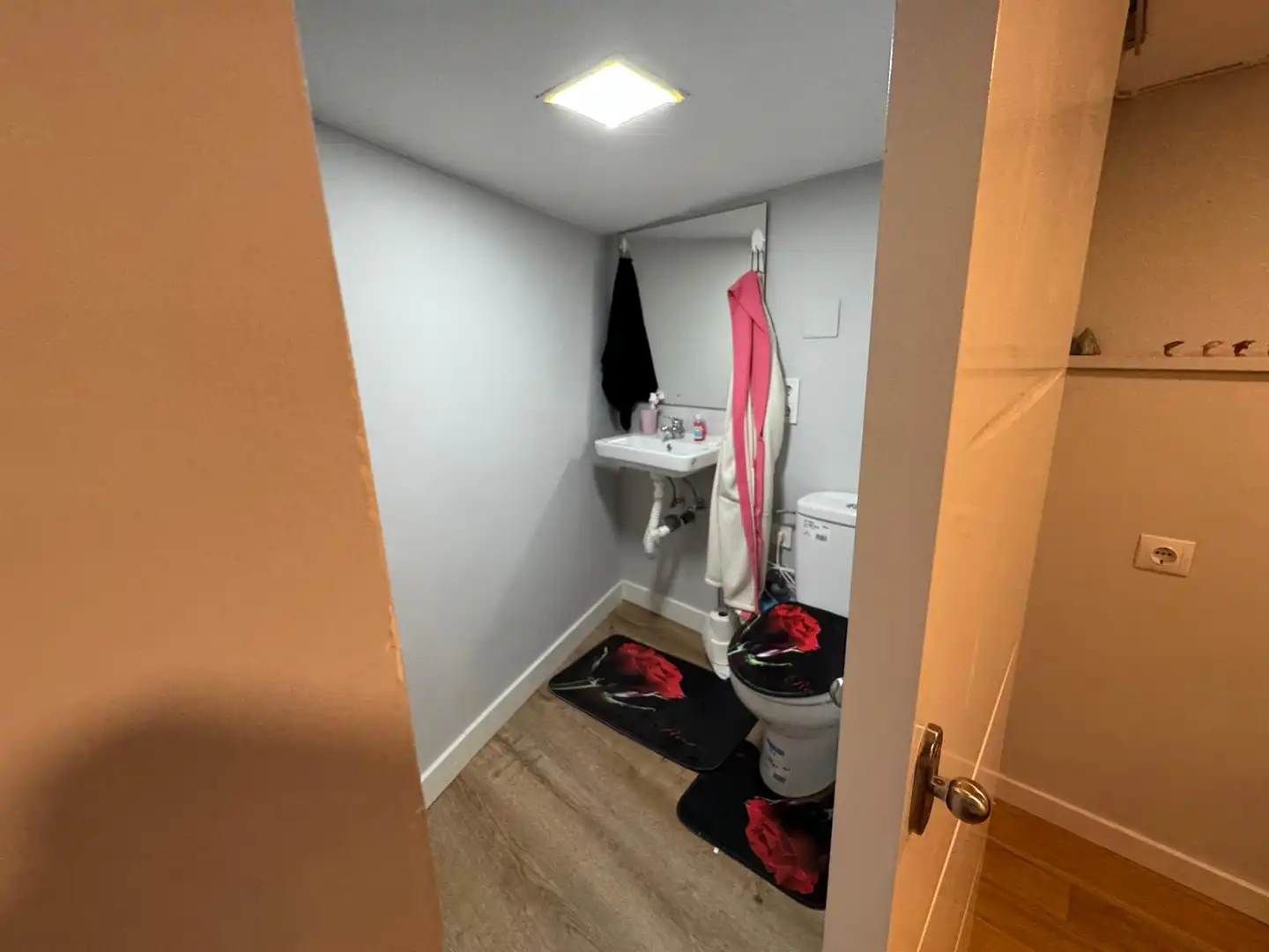 Baño de Planta baja en venta en L'Hospitalet de Llobregat con Aire acondicionado