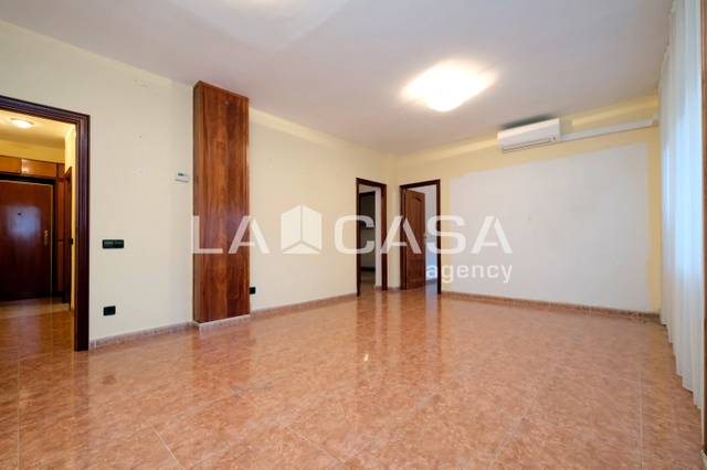 Piso en Venta en Carrer de Sant Iscle en El Turó de la Peira