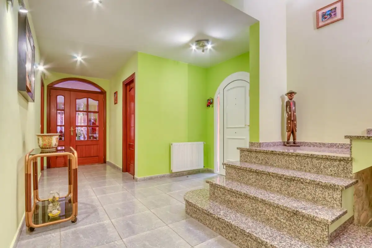 Houses for sale in Llers  with Air Conditioner, Heating and Private garden