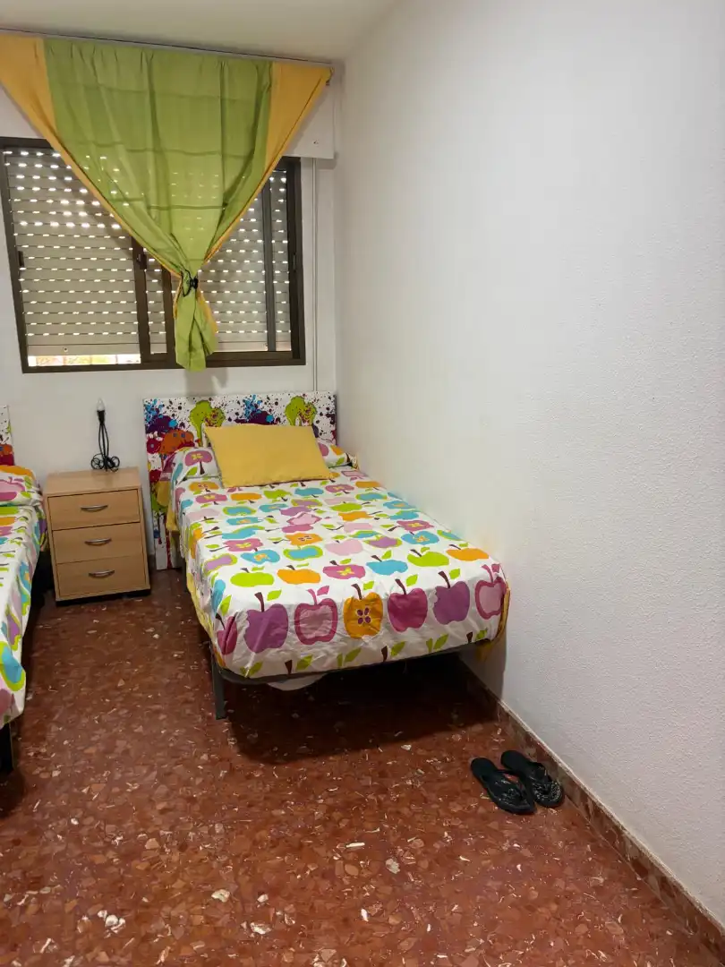 Dormitori de Pis en venda en El Ejido amb Terrassa, Moblat i Balcó
