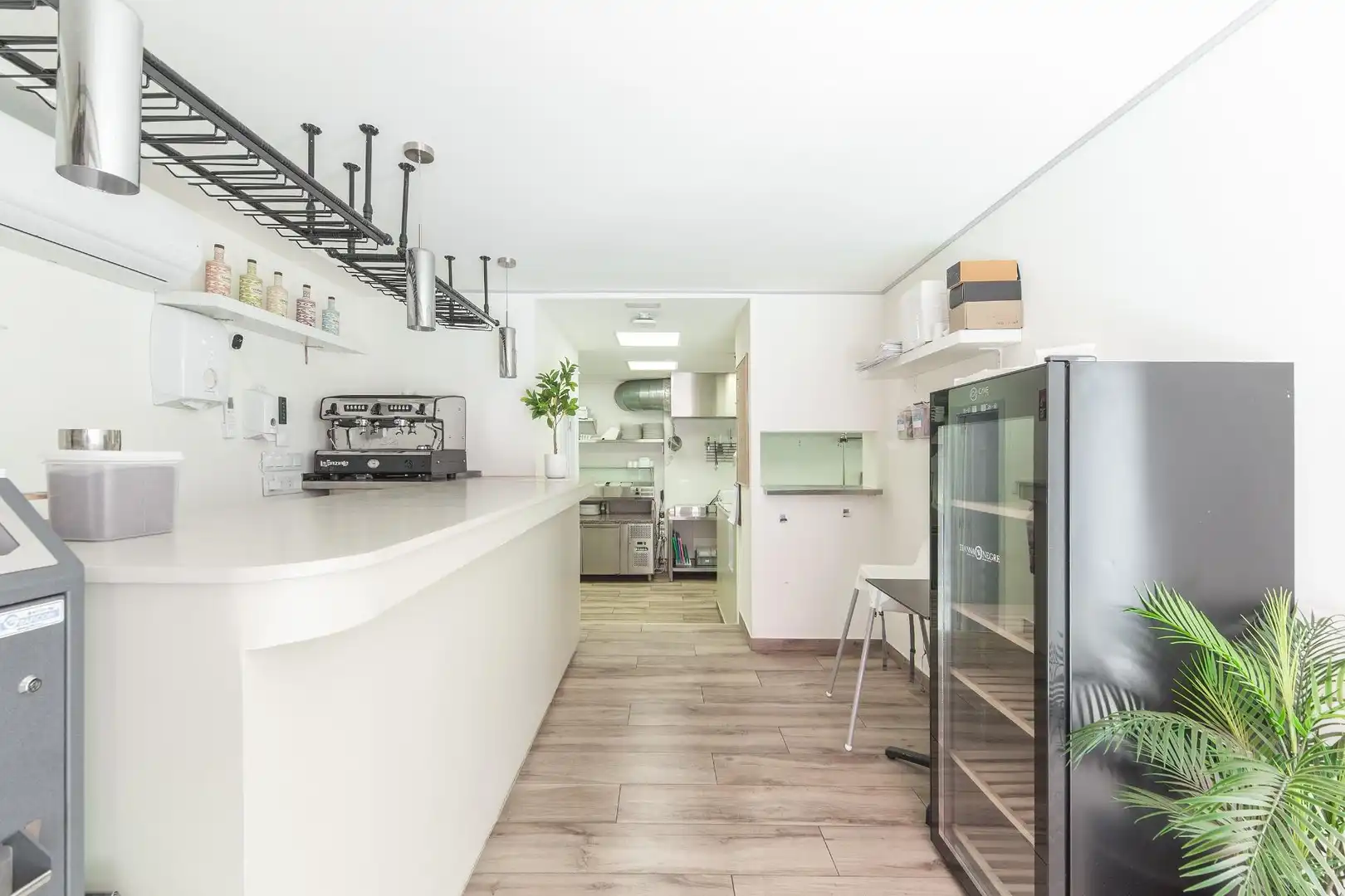 Küche von Geschaftsraum zum Verkauf in  Palma de Mallorca mit Klimaanlage, Terrasse und Möbliert