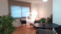 Living room of Flat for sale in Girona Capital  with Air Conditioner, Heating and Furnished