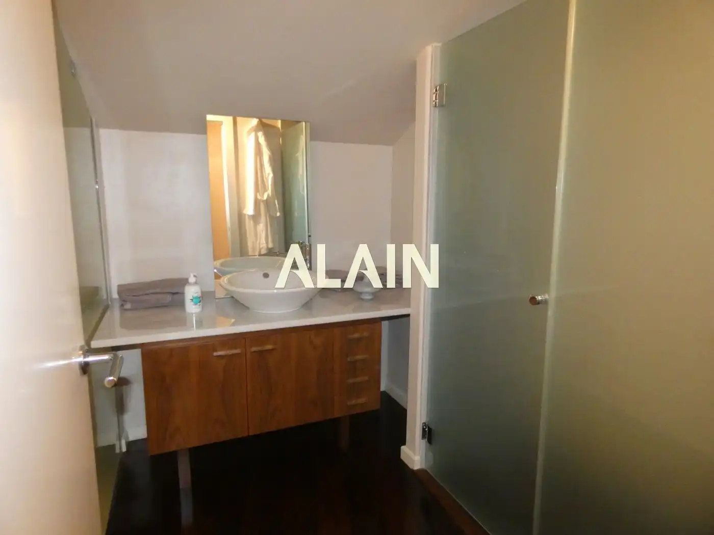 Bany de Àtic en venda en Valencia amb Aire condicionat, Calefacció i Parquet