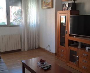 Living room of Flat for sale in  Valencia Capital  with Air Conditioner, Parquet flooring and Oven