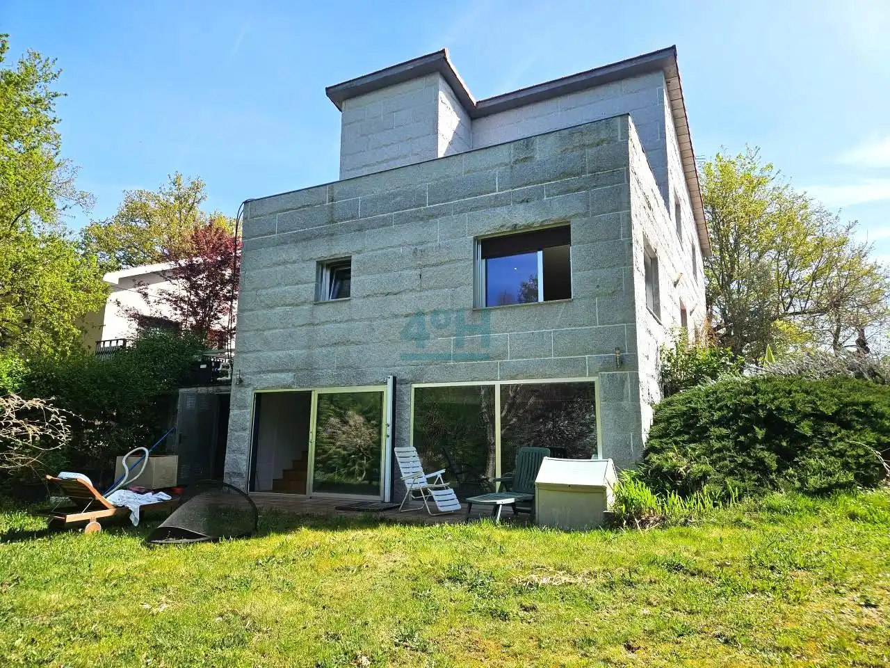 Vista exterior de Casa o xalet en venda en Nogueira de Ramuín amb Calefacció, Jardí privat i Terrassa