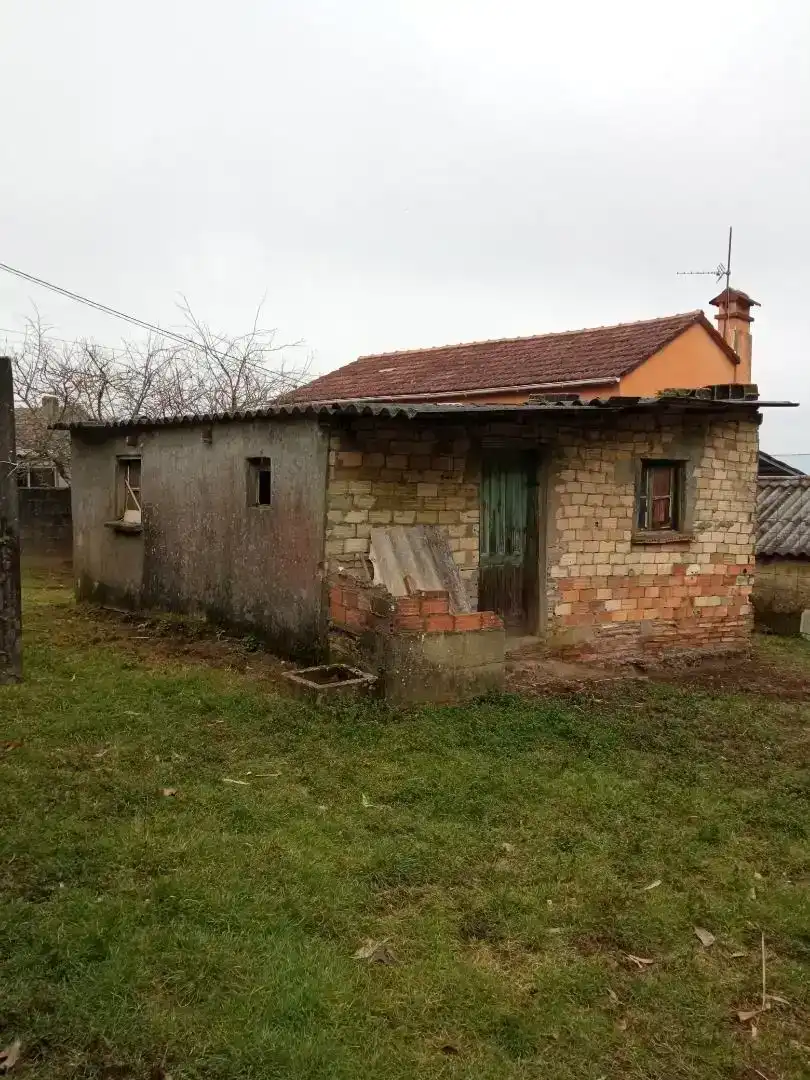 Planta baixa en venda en Mos