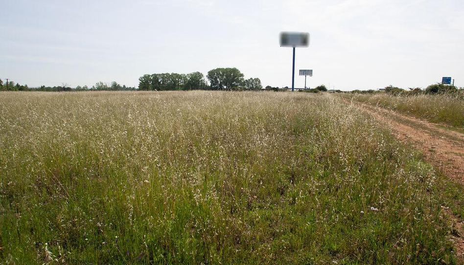 Foto 1 de Residencial en venda a Hermanos Grimm, S/n, Santa Marta de Tormes, Salamanca