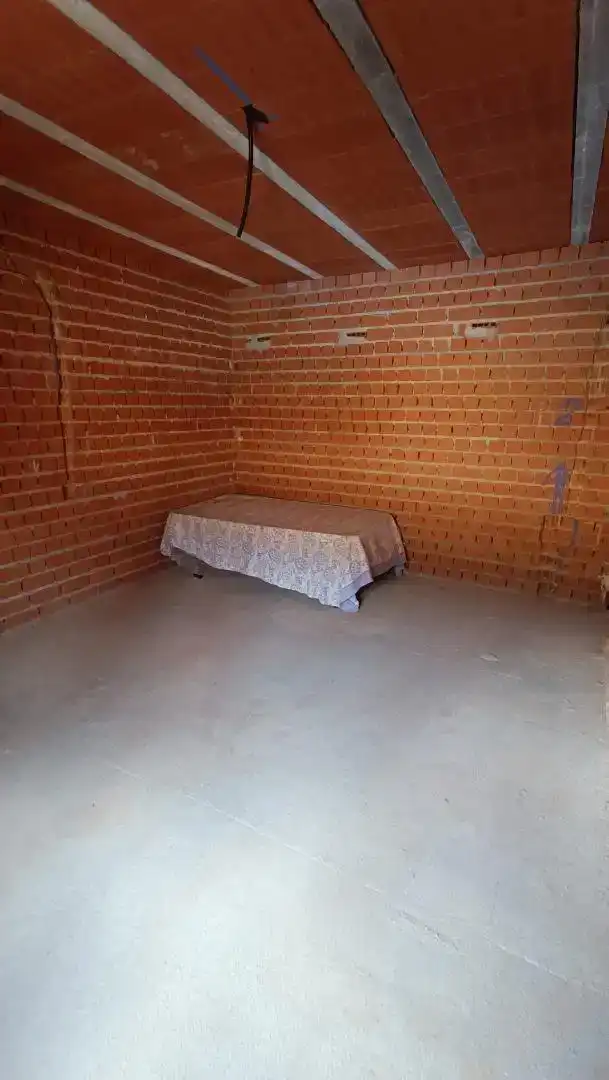Casa adosada en venda en Fresneda de la Sierra amb Moblat