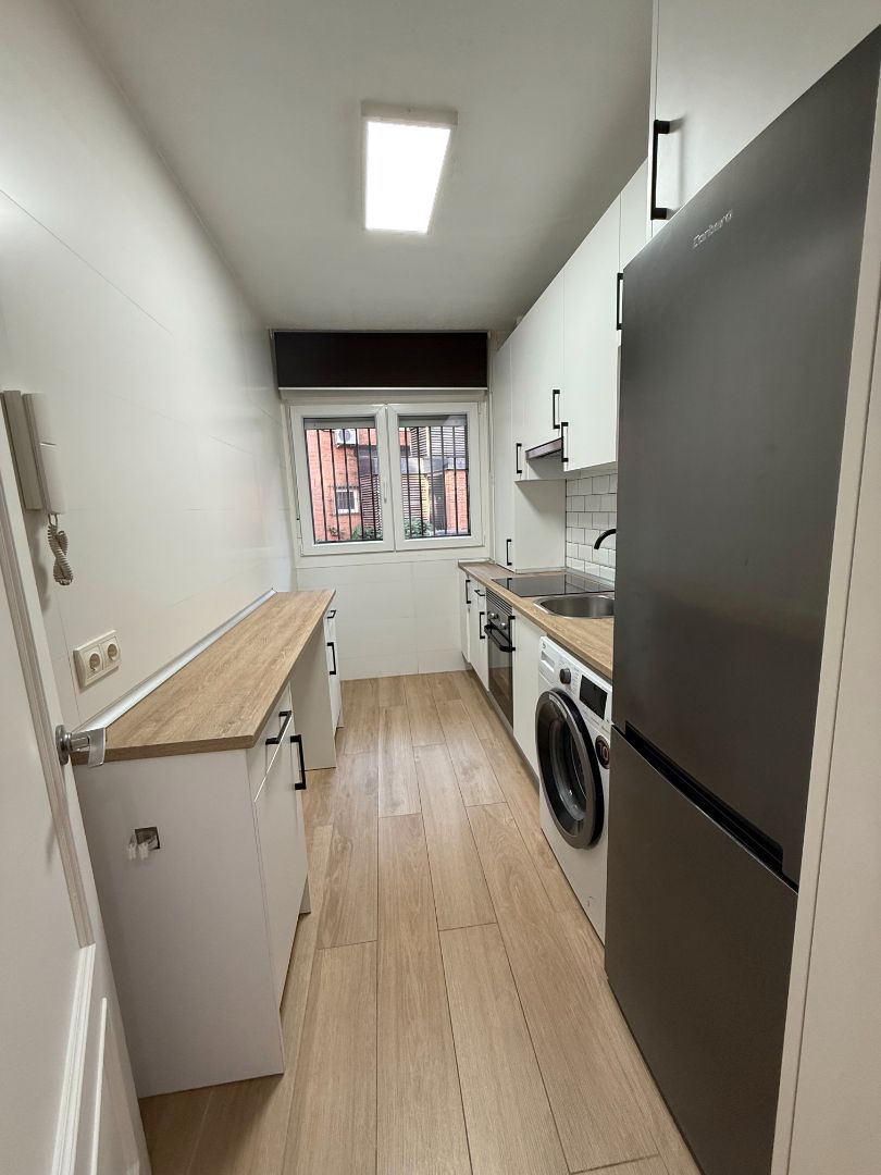 Kitchen of Apartment for sale in Las Rozas de Madrid  with Air Conditioner, Heating and Parquet flooring