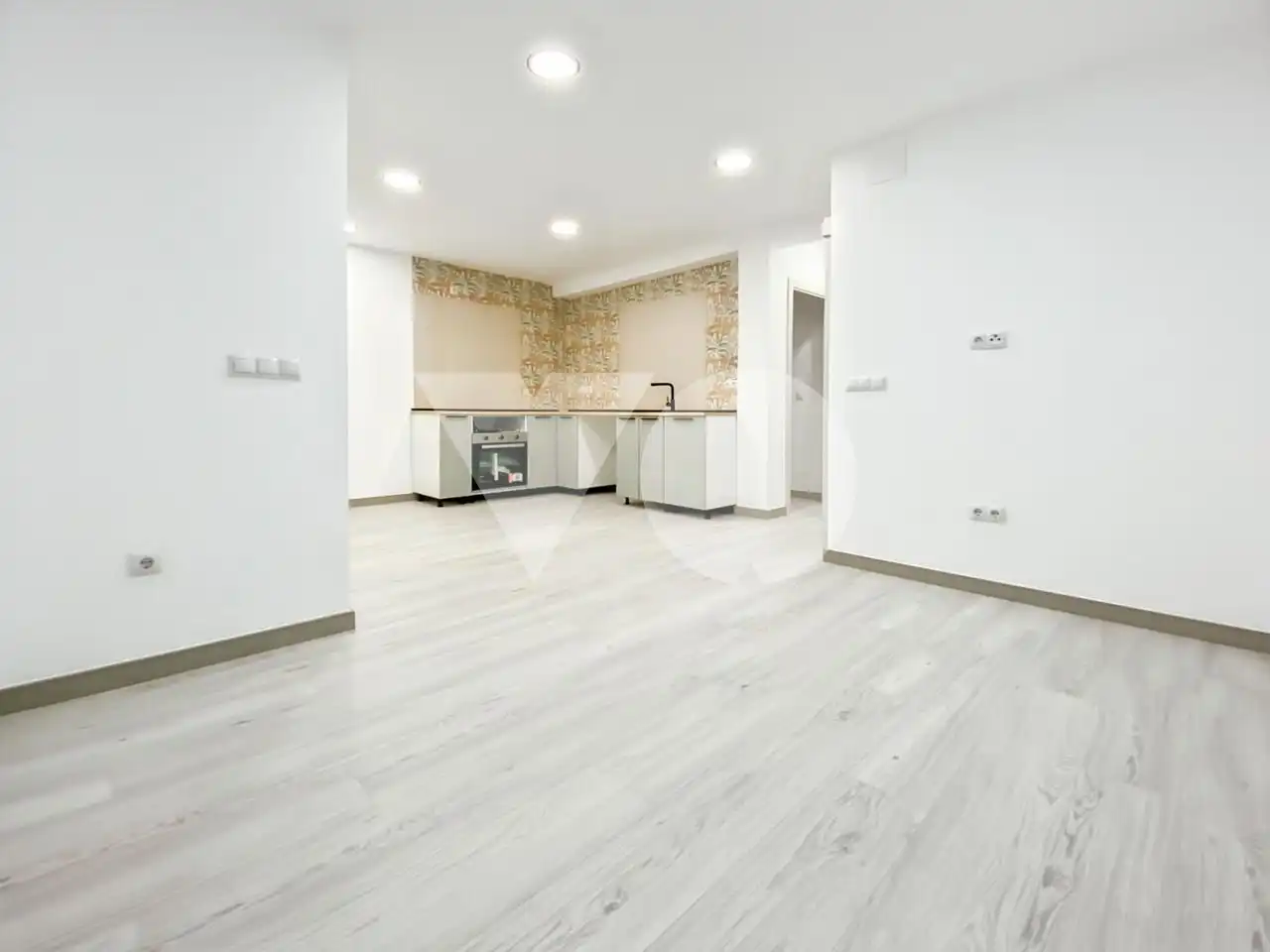 Cuina de Planta baixa en venda en Madrid amb Calefacció